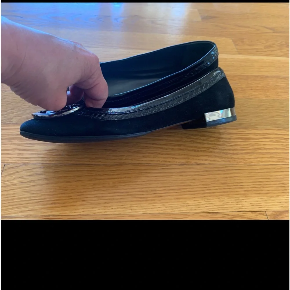 Tory Burch Womens Square Toe Black Swede Patent Logo Ballet Flats Shoes Sz 7.5 M